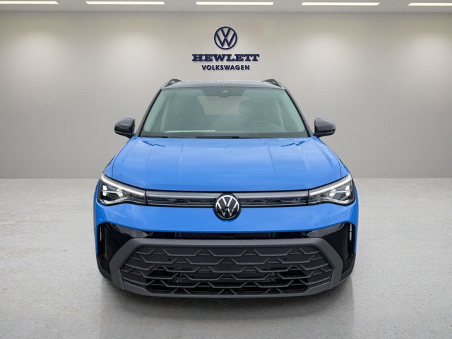 2027 Volkswagen Taos SE Black
