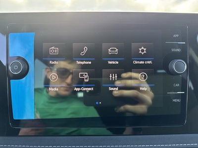 2027 Volkswagen Taos SE Black