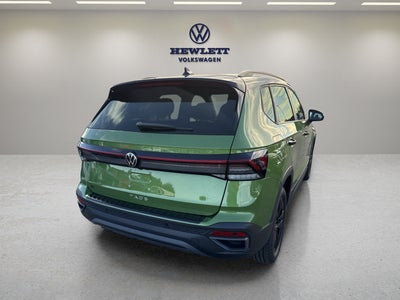 2027 Volkswagen Taos SE Black