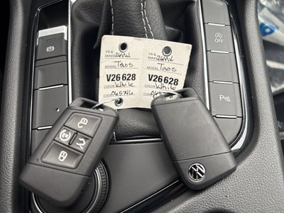 2026 Volkswagen Taos SEL