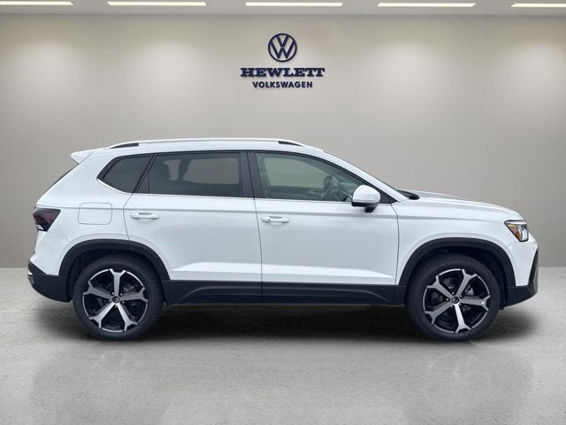 2026 Volkswagen Taos SEL