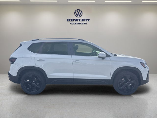 2026 Volkswagen Taos SEL