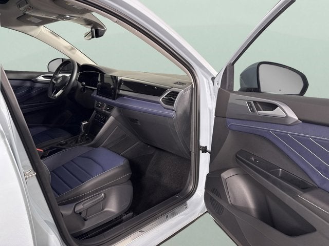 2025 Volkswagen Taos SEL