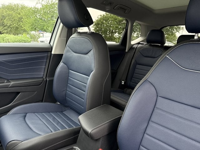 2026 Volkswagen Taos SEL