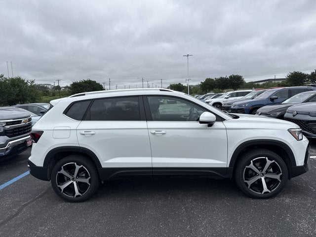 2026 Volkswagen Taos SEL