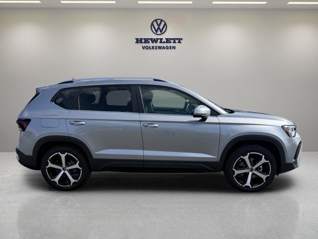 2027 Volkswagen Taos SEL