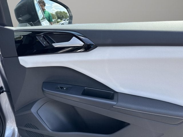 2025 Volkswagen Taos S