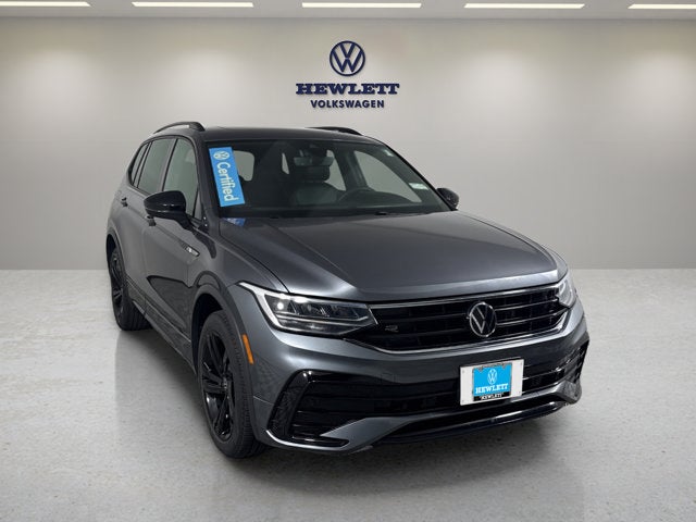 2023 Volkswagen Tiguan SE R-Line Black