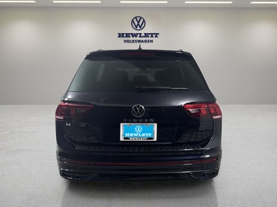 2024 Volkswagen Tiguan SE R-Line Black