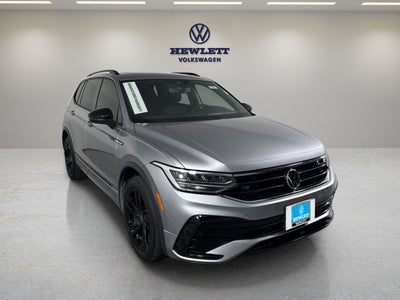 2023 Volkswagen Tiguan SE R-Line Black