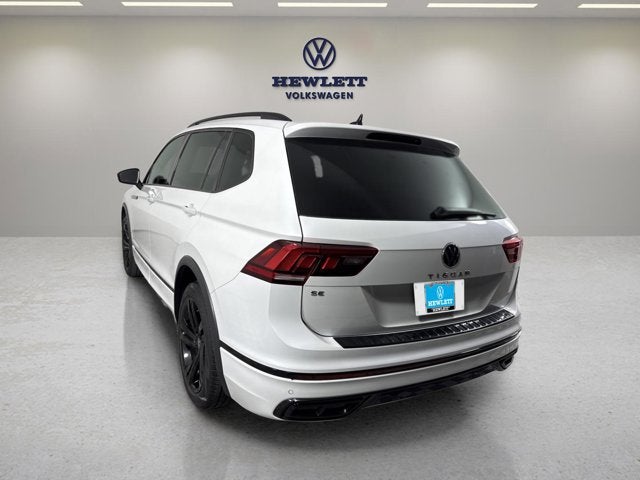 2023 Volkswagen Tiguan SE R-Line Black
