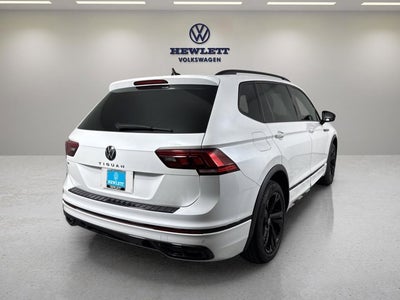 2023 Volkswagen Tiguan SE R-Line Black
