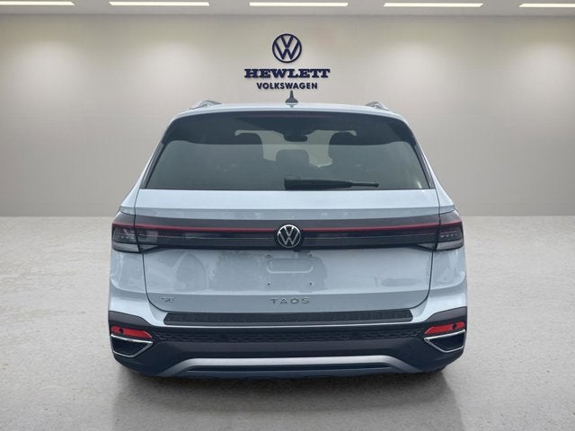 2026 Volkswagen Taos SE