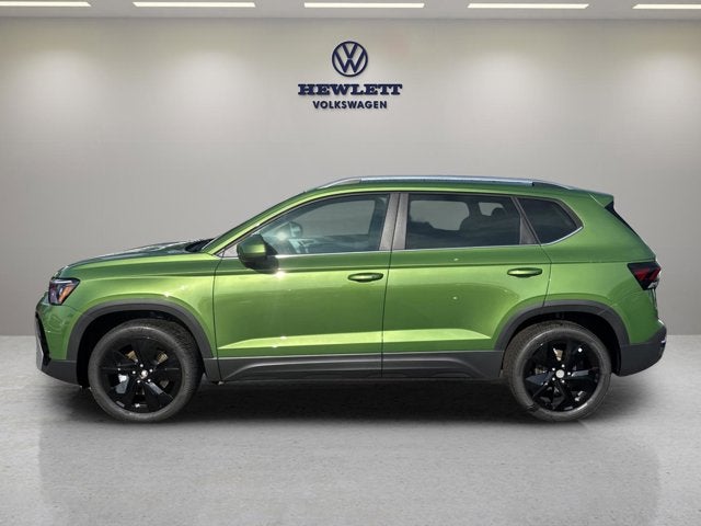 2026 Volkswagen Taos SE