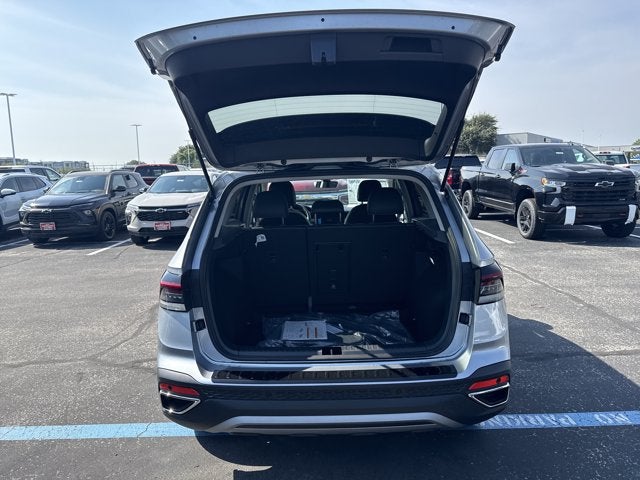2026 Volkswagen Taos SE