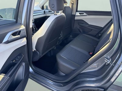 2026 Volkswagen Taos SE