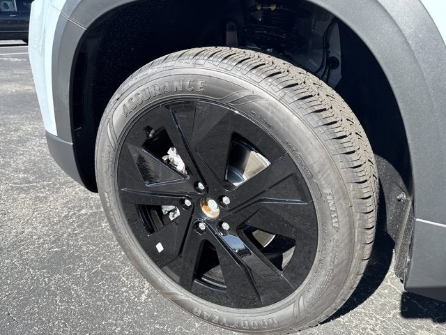 2026 Volkswagen Taos SE