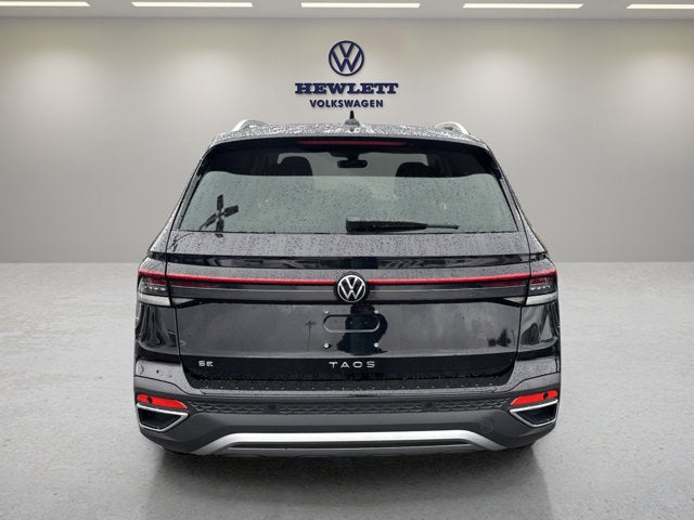2026 Volkswagen Taos SE
