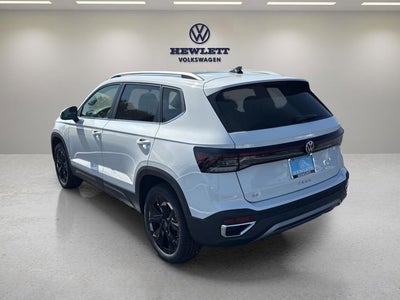 2025 Volkswagen Taos SE