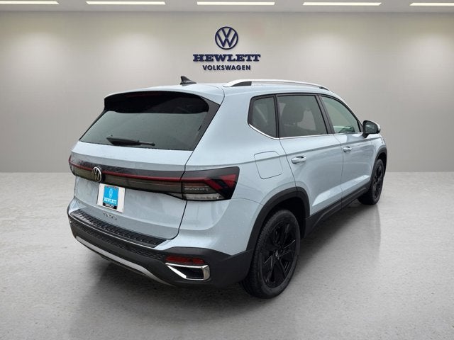 2026 Volkswagen Taos SE