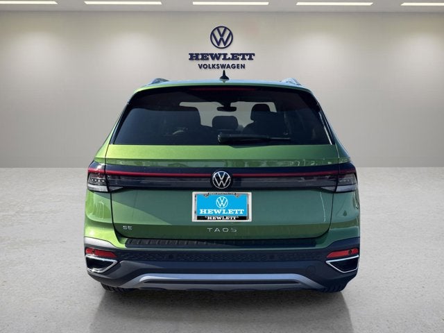 2026 Volkswagen Taos SE