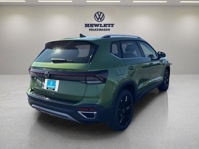 2026 Volkswagen Taos SE