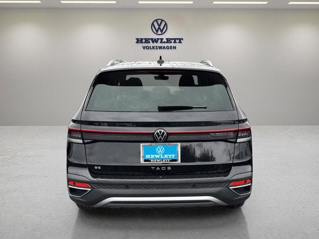 2026 Volkswagen Taos SE