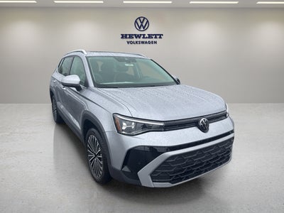2026 Volkswagen Taos SE