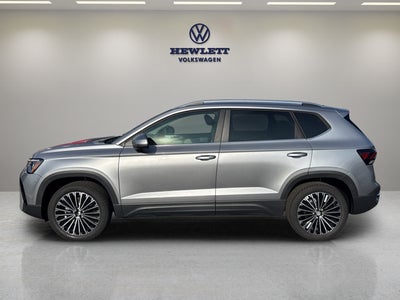 2026 Volkswagen Taos SE