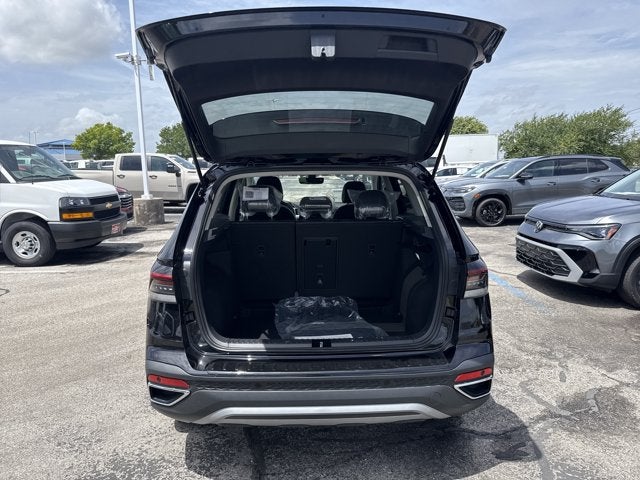 2026 Volkswagen Taos SE