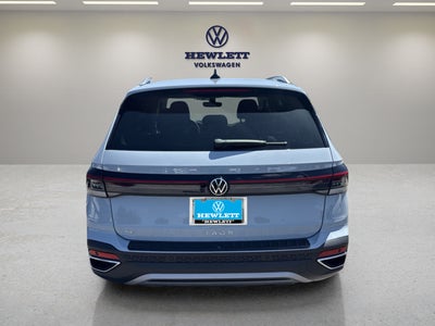 2026 Volkswagen Taos SE