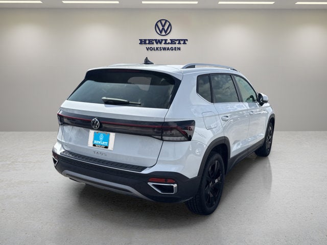 2026 Volkswagen Taos SE