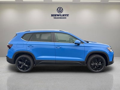 2026 Volkswagen Taos SE