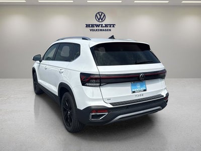 2025 Volkswagen Taos SE