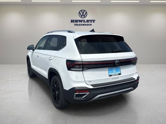 2025 Volkswagen Taos SE