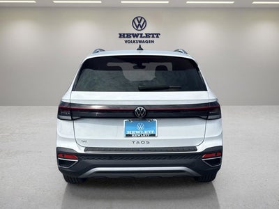 2025 Volkswagen Taos SE