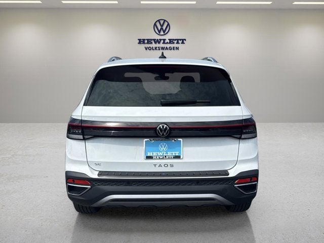 2025 Volkswagen Taos SE