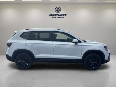 2025 Volkswagen Taos SE