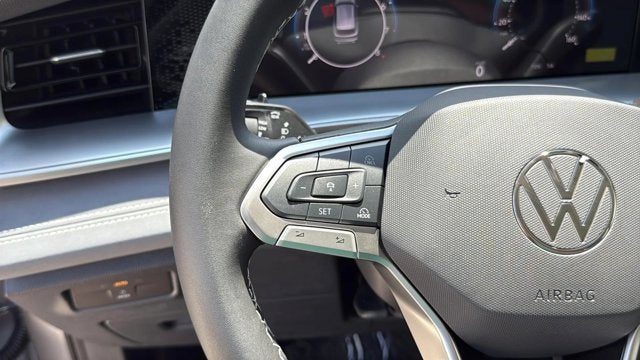 2025 Volkswagen Tiguan SE