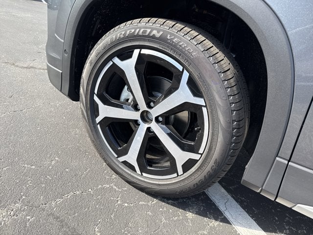 2025 Volkswagen Tiguan SE