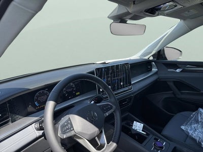 2025 Volkswagen Tiguan SE