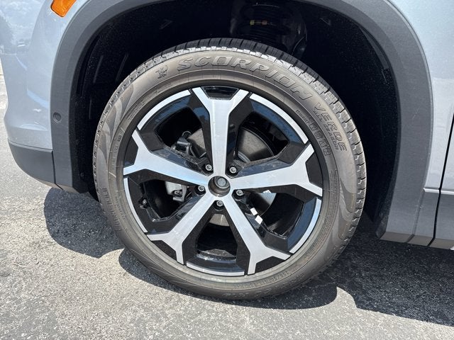 2025 Volkswagen Tiguan SE