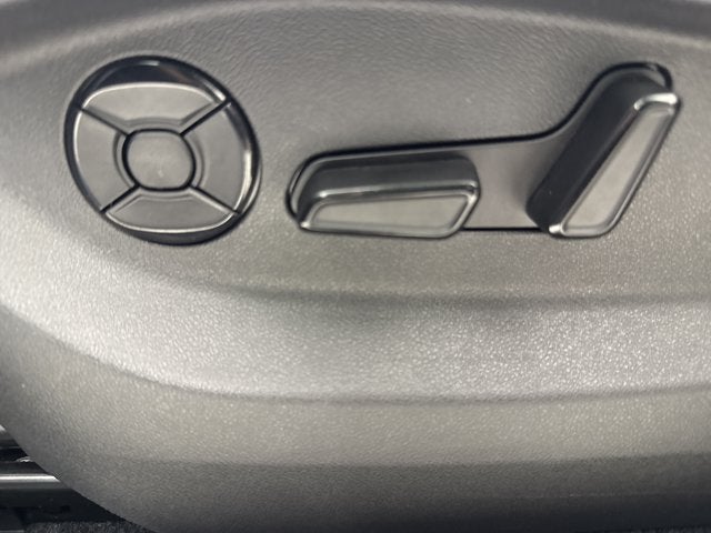 2025 Volkswagen Tiguan SE