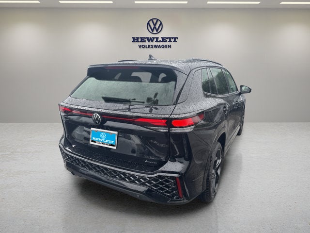 2026 Volkswagen Tiguan SE R-Line Black