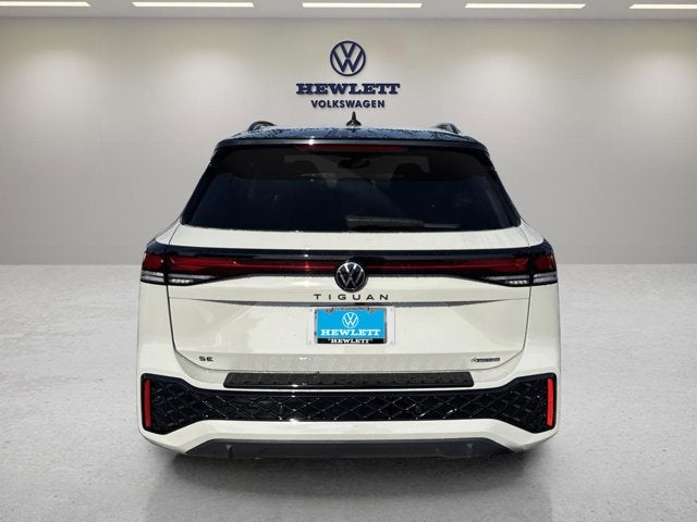 2026 Volkswagen Tiguan SE R-Line Black