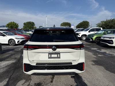 2026 Volkswagen Tiguan SE R-Line Black