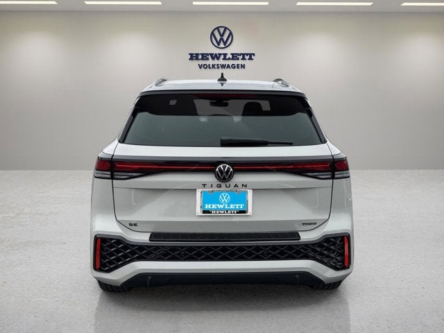 2026 Volkswagen Tiguan SE R-Line Black