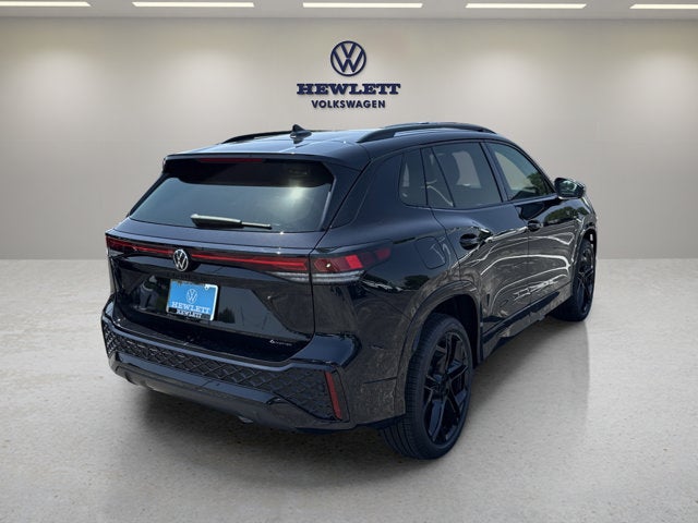 2025 Volkswagen Tiguan SE R-Line Black
