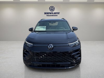 2025 Volkswagen Tiguan SE R-Line Black