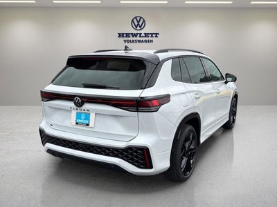 2026 Volkswagen Tiguan SE R-Line Black